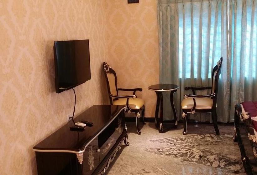 בית מלון כפרי Fab Nk Courtyard