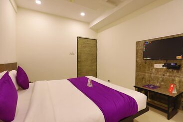 Fotos del hotel Oyo 9591 Hotel Neel Kamal:  10