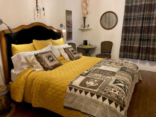 تختخواب و صبحانه The Corner Properties