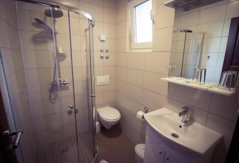تختخواب و صبحانه Villa Bojcic