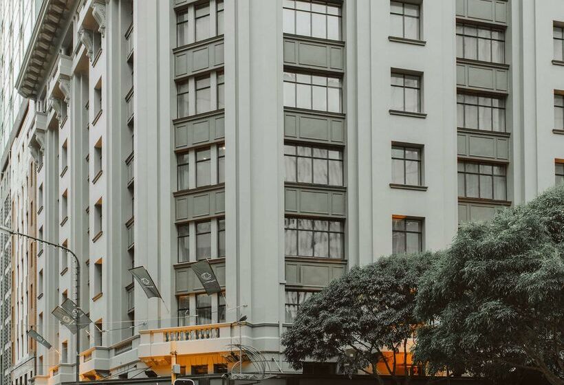 هتل Doubletree By Hilton Wellington