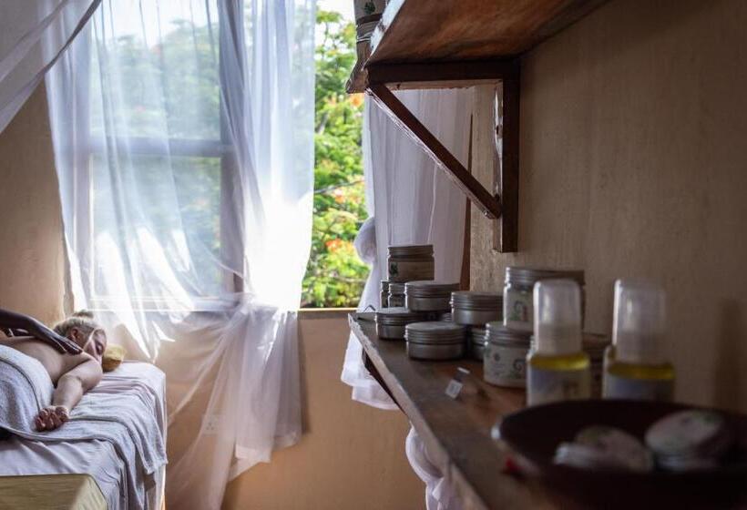 هتل Nungwi Garden Boutique