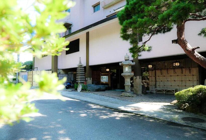 ریوکان Wakamatsu Hakoneyugawara