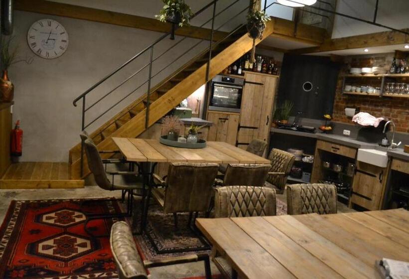 Bed & Breakfast Aan De Beek