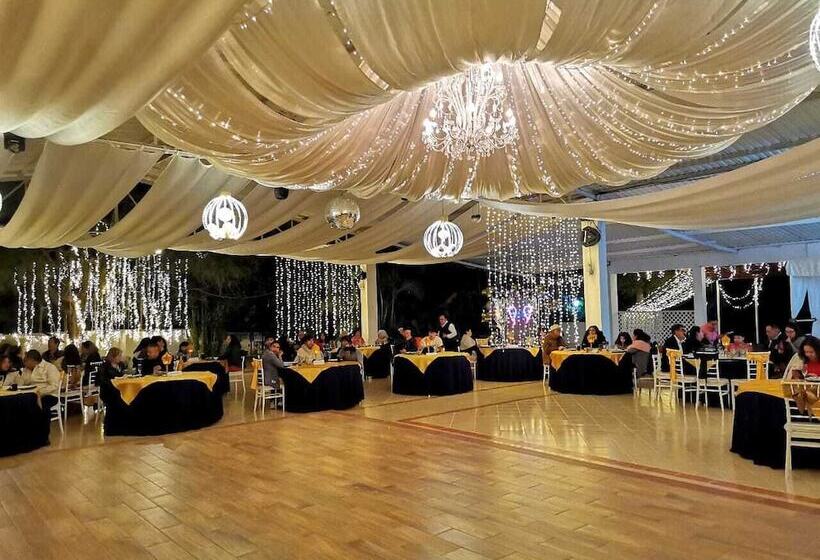 هتل & Balneario Los Angeles