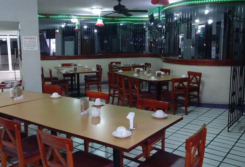 هتل Cabildos