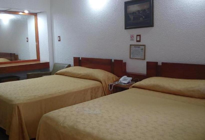 هتل Cabildos