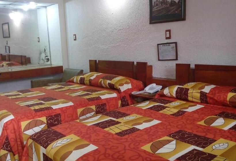 هتل Cabildos