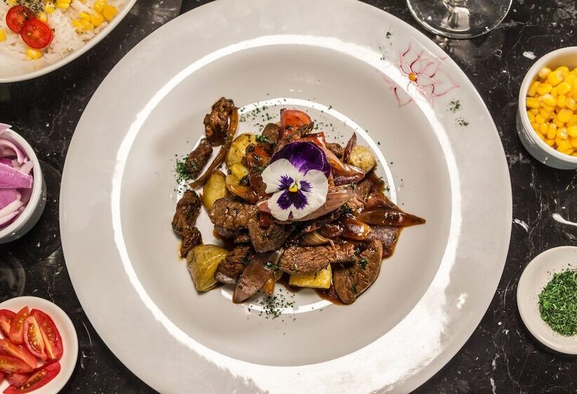 فندق Four Points By Sheraton Cuenca
