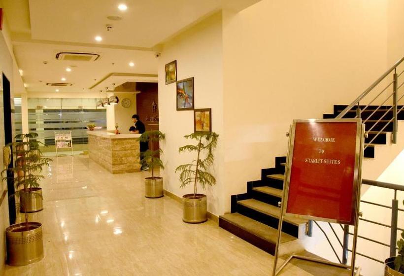 酒店 Starlit Suites