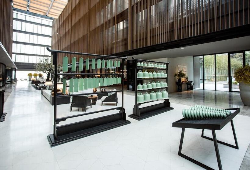 هتل The Lalu Nanjing