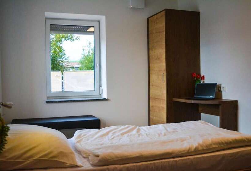 فندق Wels Inn