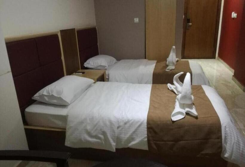 Fotos del hotel Yacht:  8