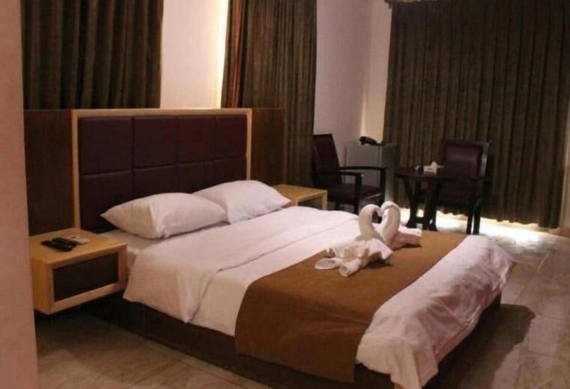 Fotos del hotel Yacht:  5