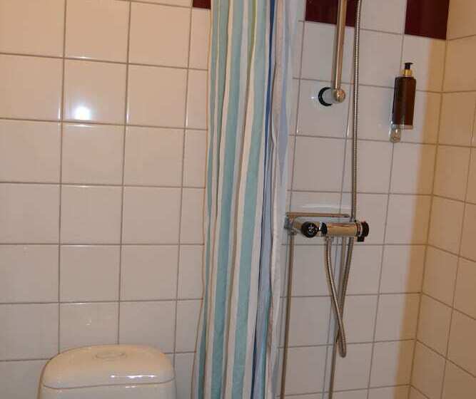 Lilla Hotellet Bed & Breakfast I Alingsås