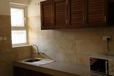 هتل Ivory Residences