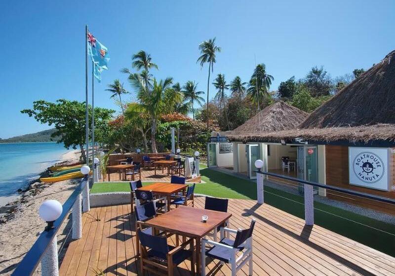 هتل Boathouse Nanuya