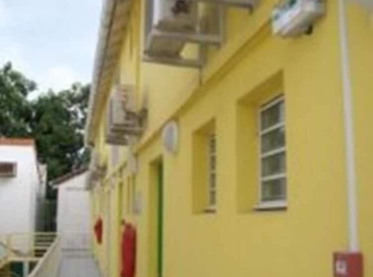 هتل El Rancho