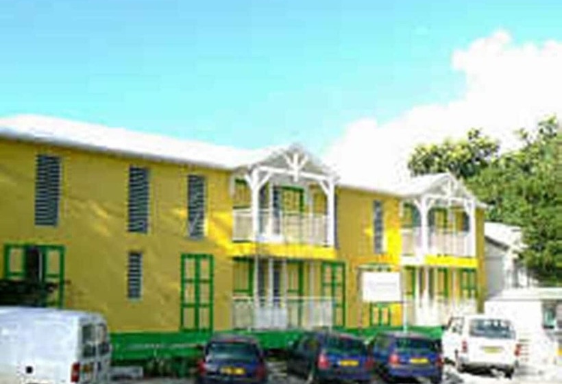هتل El Rancho
