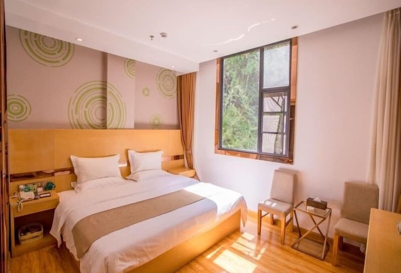 هتل Greentree Inn Dali Erhai Binhai Ave Seaview Business