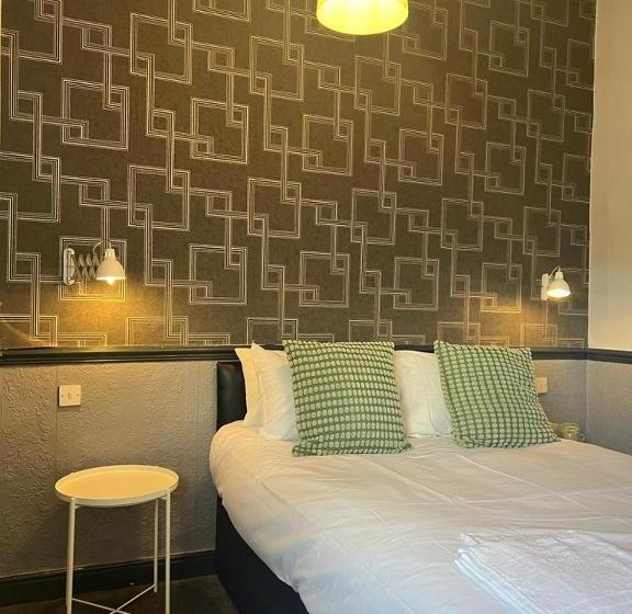 هتل Letting Rooms @ Charles Dickens