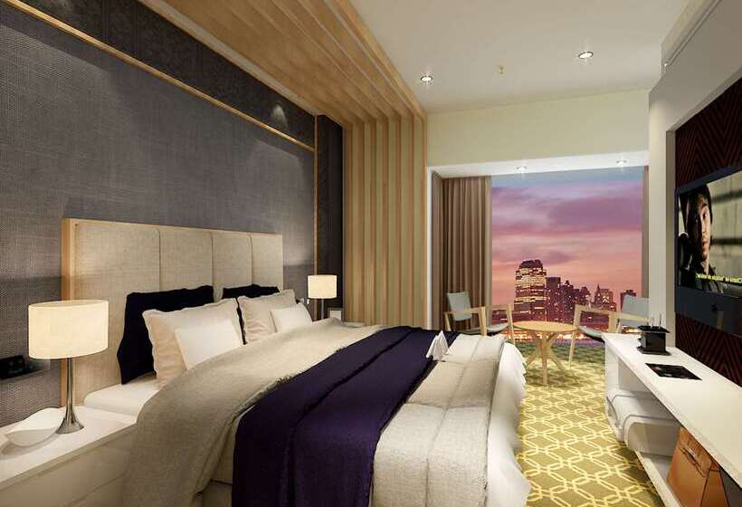 هتل Radisson Lucknow City Center