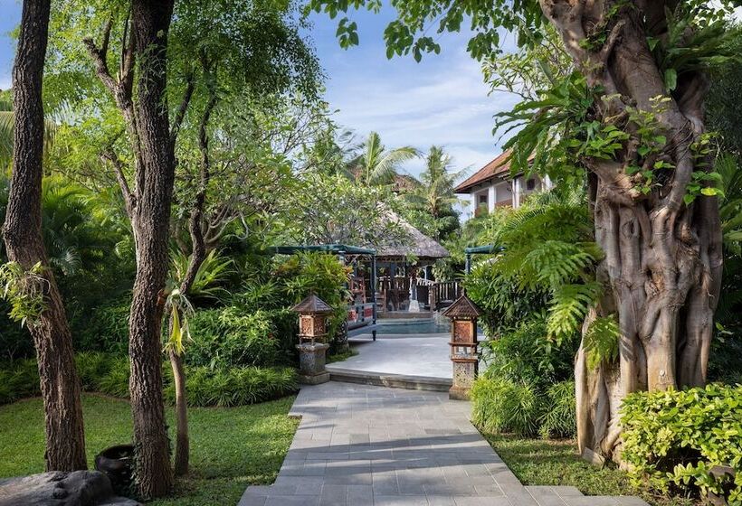Отель The Alantara Sanur