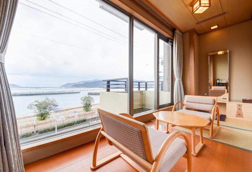 ريوكان Hanatsubaki