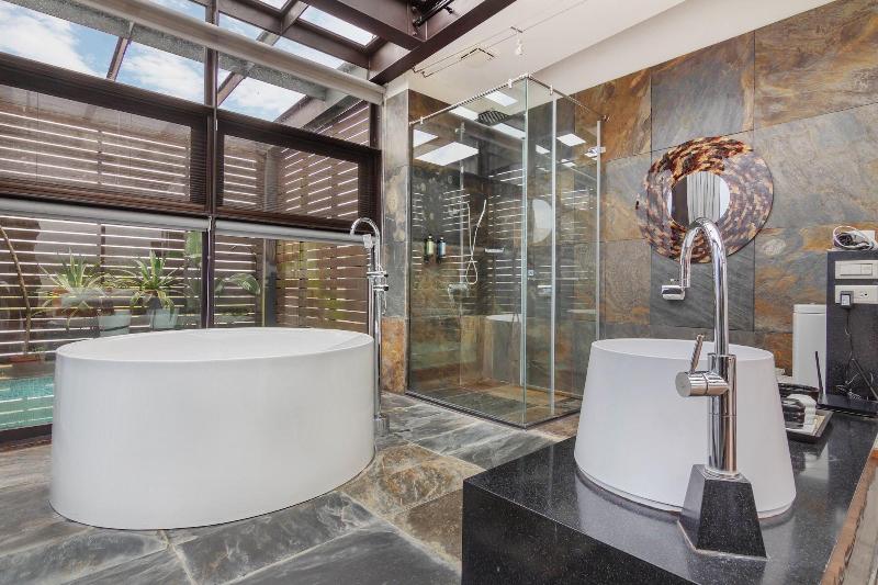 تختخواب و صبحانه Aqua Star Villa Homestay