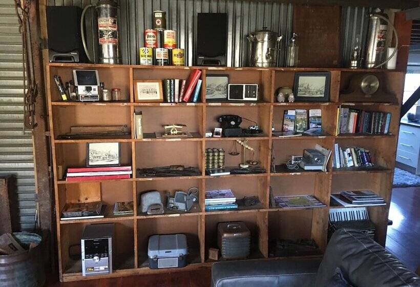 צימר The Workshops Clyde Accommodation