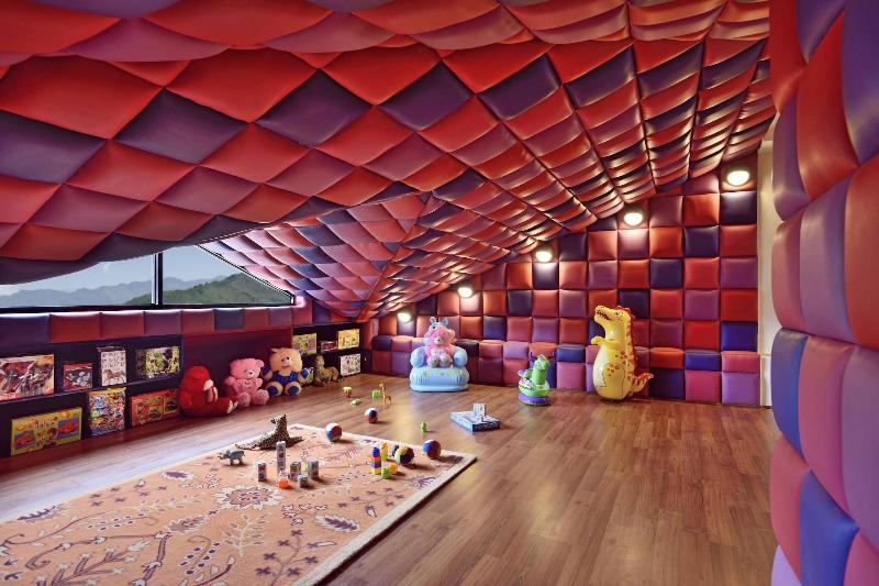 בית מלון כפרי Four Points By Sheraton Srinagar