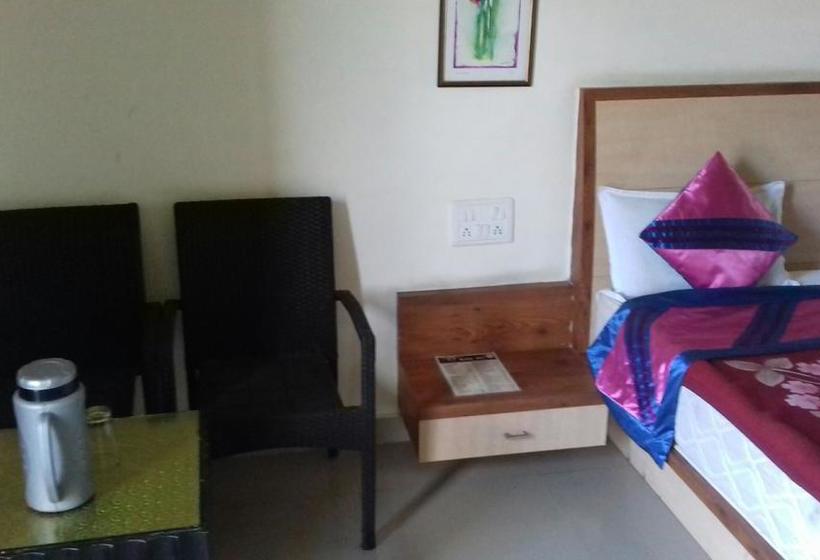 فندق Kaka Inn Mount Abu