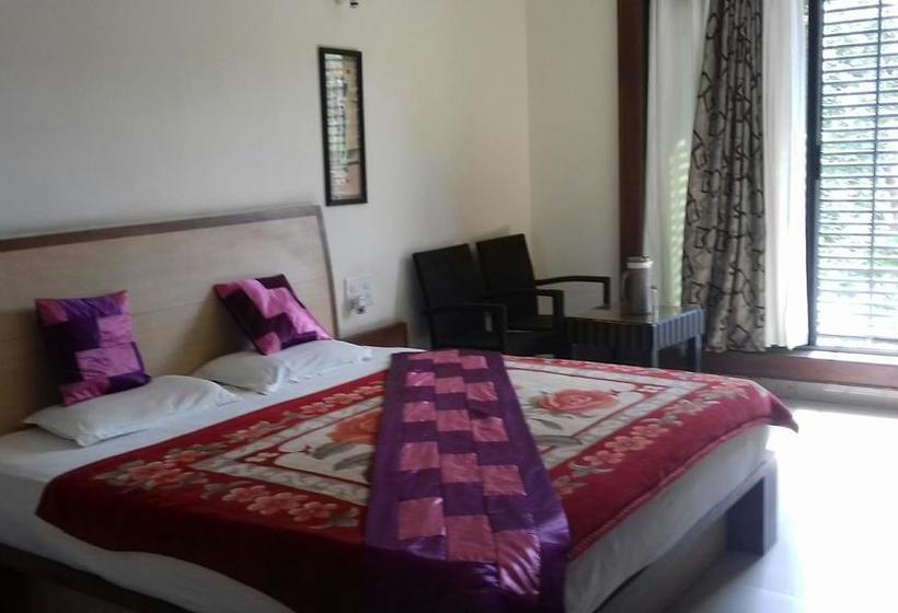 فندق Kaka Inn Mount Abu