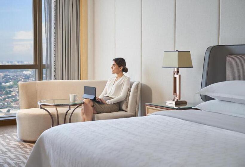 هتل Sheraton Petaling Jaya