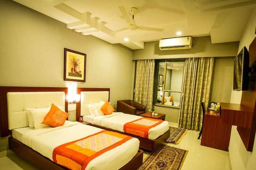 Hotel Suraj Palace