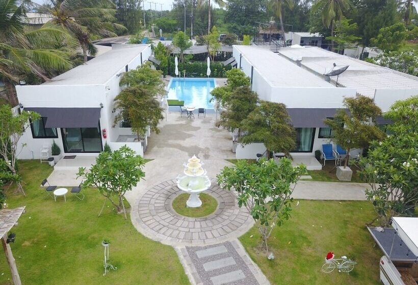 Loft Caravan Resort