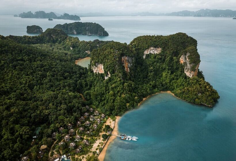 استراحتگاه Treehouse Villas   Adults Only