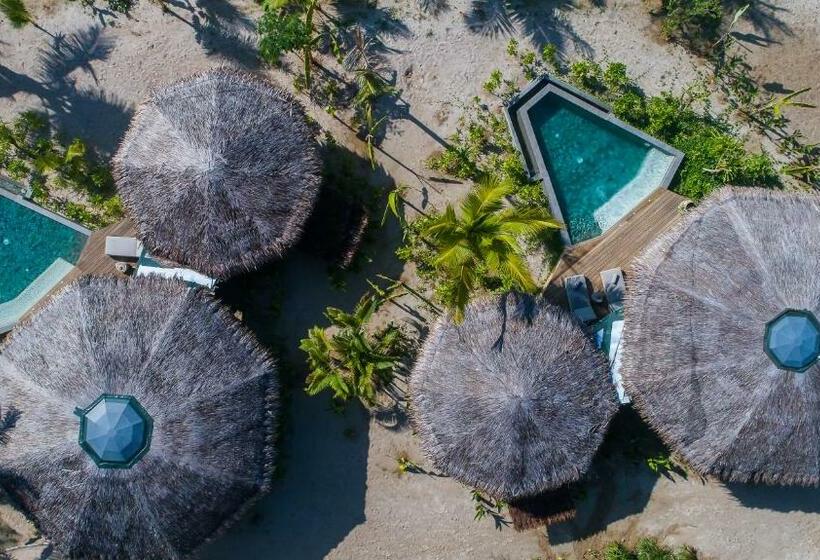 استراحتگاه Treehouse Villas   Adults Only