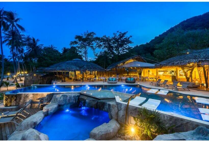 استراحتگاه Treehouse Villas   Adults Only