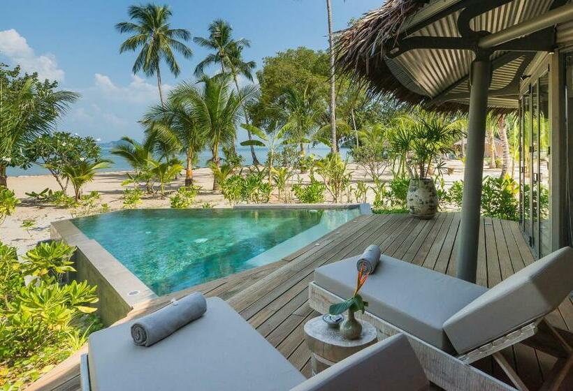 استراحتگاه Treehouse Villas   Adults Only