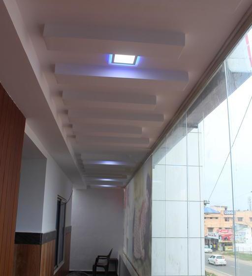 호텔 Lee Comfort Kushalnagar