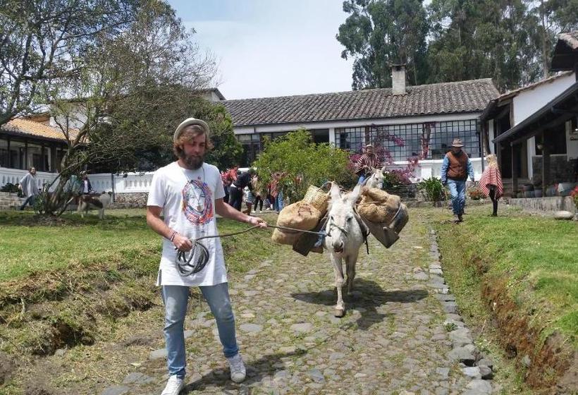 هتل Hacienda El Sinche