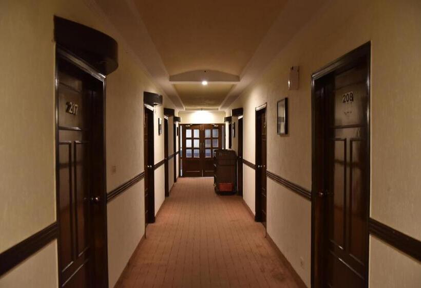 هتل Mayfair