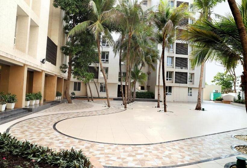 هتل Patria Suites