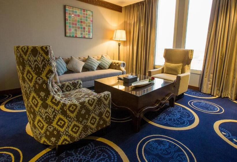 هتل Swiss In Tabuk