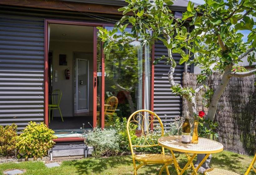 تختخواب و صبحانه Cosy Contemporary Hideaway