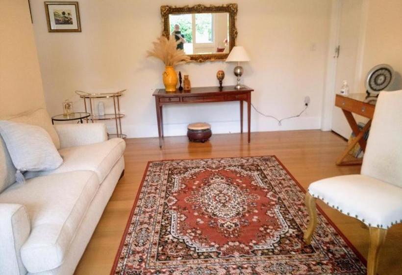 Bed and Breakfast Irongate Retreat
