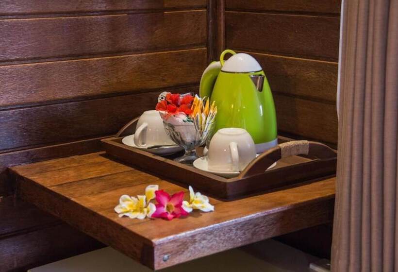 Bed and Breakfast Lembongan Mantra Huts
