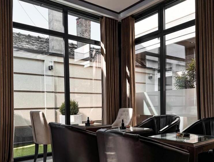 تختخواب و صبحانه Morava   šabac