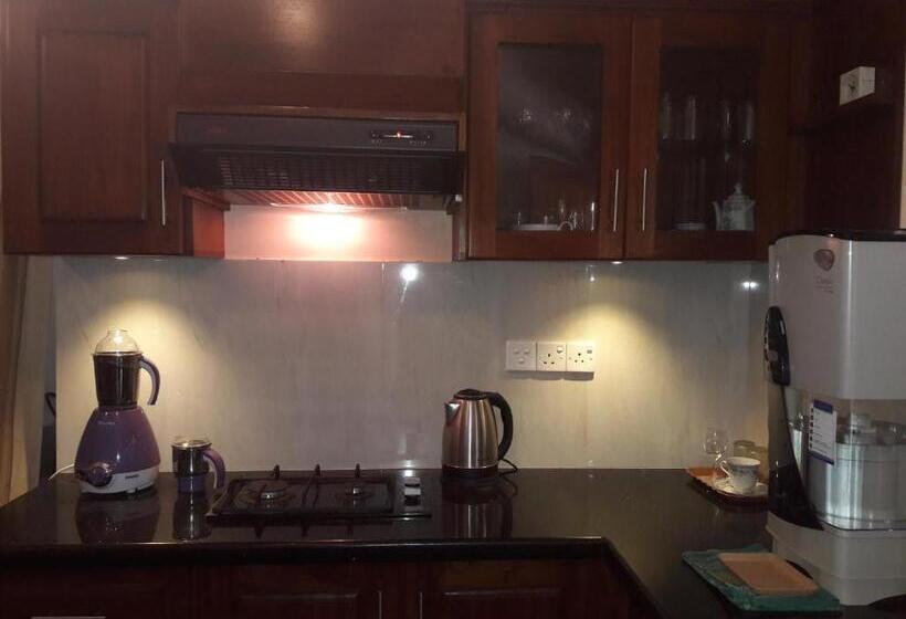 تختخواب و صبحانه Sisanda Residence